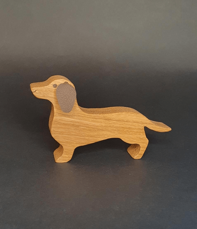 Teckel décoratif en bois et cuir marron 